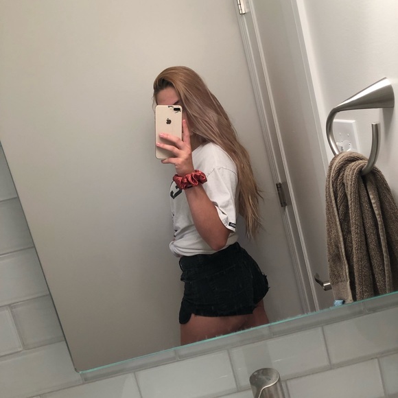 american eagle black jean shorts - Picture 2 of 2